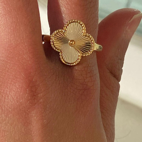 Fyrklöver ring - Guld